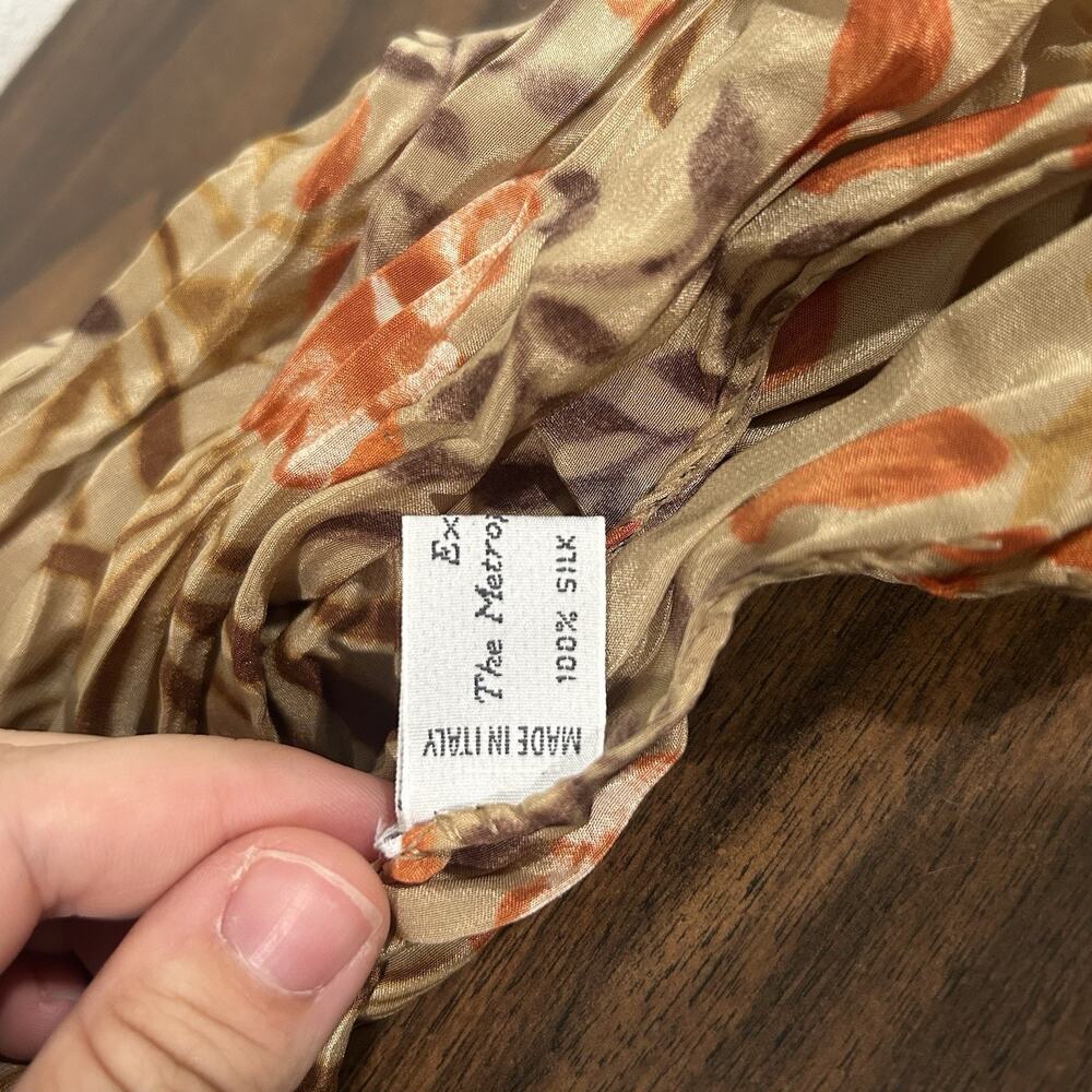 Metropolitan Museum of Art William Morris 100% Silk Scarf Italy 16" x 62” Oblong - Picture 5 of 7